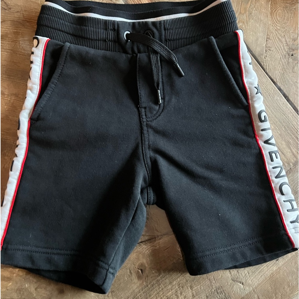 Givenchy boys shorts size 5